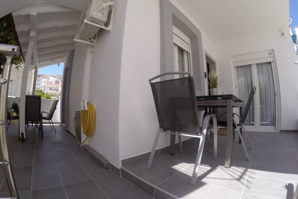 Polychrono New 2 Bedroom Apt. Just By The Sea! المظهر الخارجي الصورة