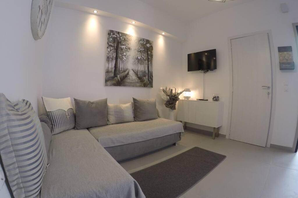 Polychrono New 2 Bedroom Apt. Just By The Sea! المظهر الخارجي الصورة